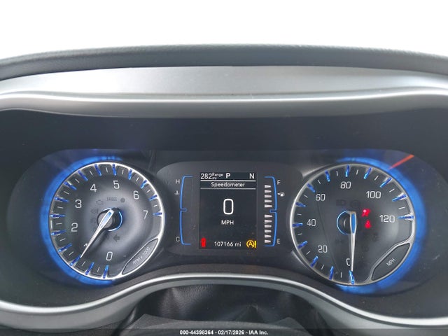 2020 Chrysler Pacifica Touring მანქანა იყიდება აუქციონზე, vin: 2C4RC1FG5LR109993, აუქციონის ნომერი: 44398364