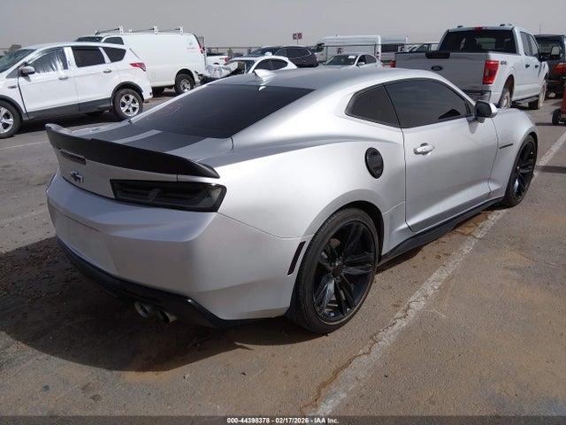 2018 CHEVROLET CAMARO 1G1FD1RS6J0156790 Photo 3