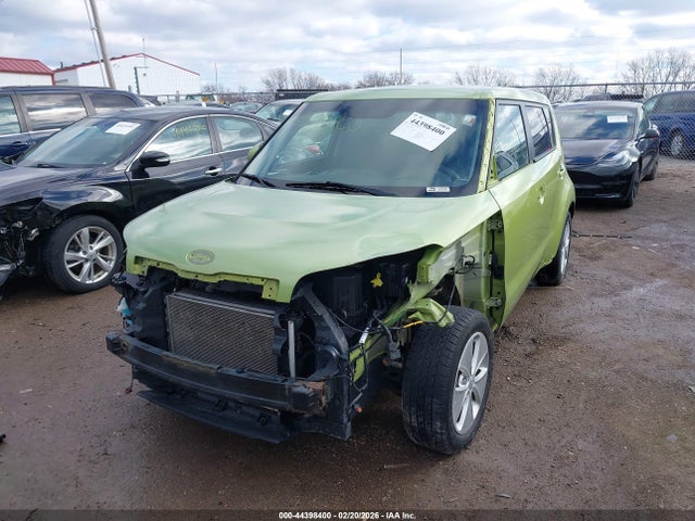 Продаж на аукціоні авто 2015 Kia Soul, vin: KNDJN2A28F7759738, номер лоту: 44398400