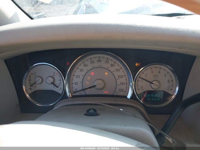 2008 CHRYSLER ASPEN 1A8HW58NX8F119738 Photo 6