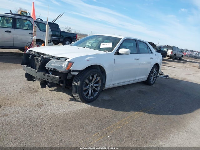 Продажа на аукционе авто 2014 Chrysler 300 300s, vin: 2C3CCAGG9EH365913, номер лота: 44398437