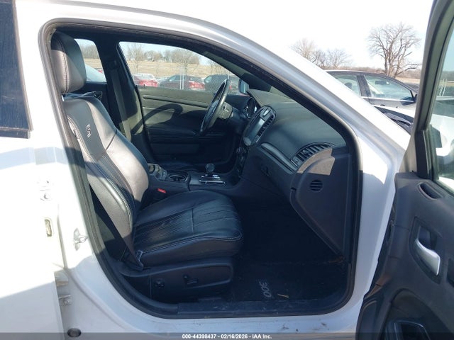 Продажа на аукционе авто 2014 Chrysler 300 300s, vin: 2C3CCAGG9EH365913, номер лота: 44398437
