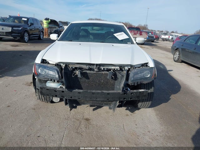 Продажа на аукционе авто 2014 Chrysler 300 300s, vin: 2C3CCAGG9EH365913, номер лота: 44398437