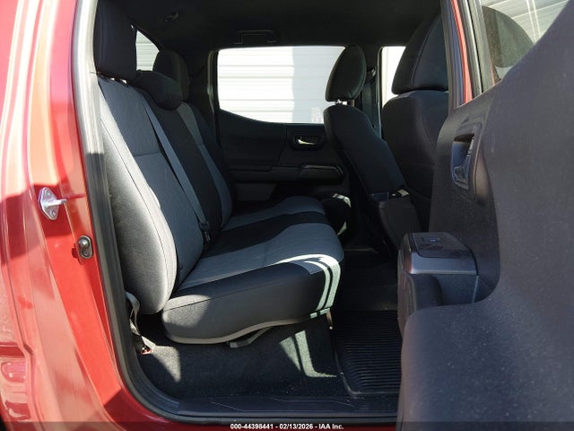 3TMCZ5AN8MM441775 Toyota Tacoma Trd Off-road