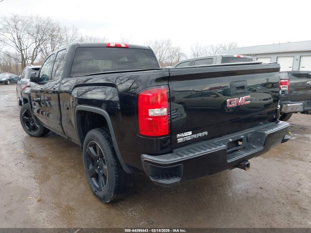 44398443 :رقم المزاد ، 1GTV2LEH4JZ325098 vin ، 2018 Gmc Sierra 1500 مزاد بيع