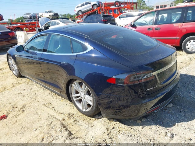 2013 TESLA MODEL S 5YJSA1AGXDFP04673 Photo 2