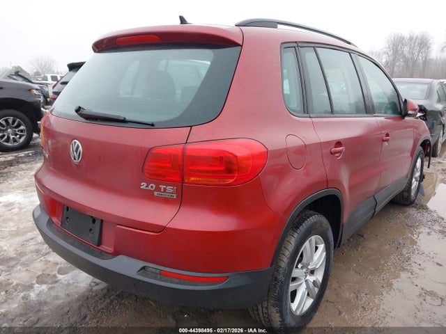 2015 Volkswagen Tiguan S მანქანა იყიდება აუქციონზე, vin: WVGBV7AX2FW081941, აუქციონის ნომერი: 44398495