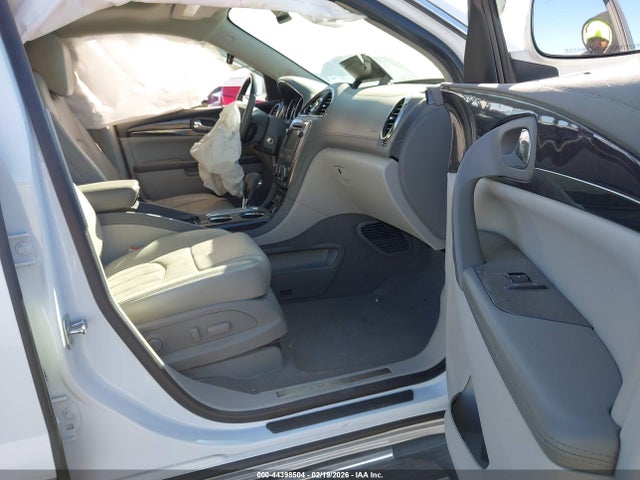 Продаж на аукціоні авто 2017 Buick Enclave Leather, vin: 5GAKRBKD0HJ126036, номер лоту: 44398504