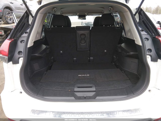 KNMAT2MV1HP538903 Nissan ROGUE S