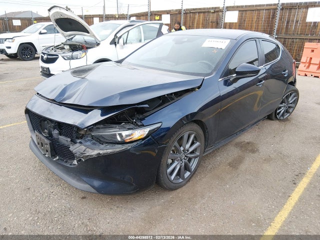 2019 MAZDA MAZDA3 JM1BPBMMXK1130121 Photo 1