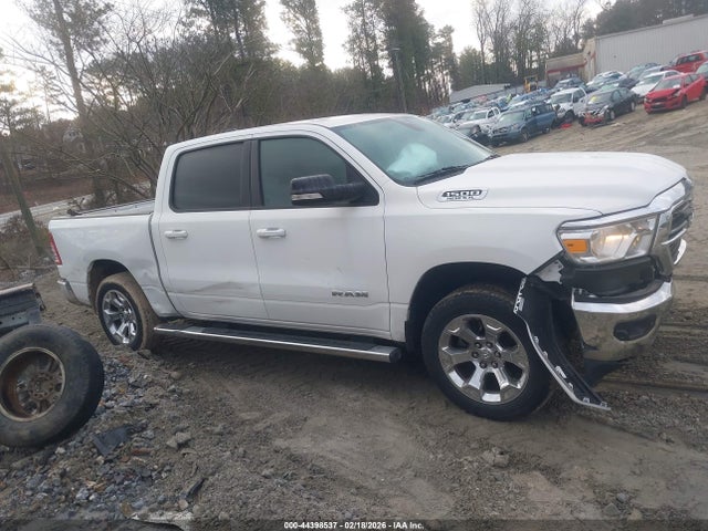 44398537 :رقم المزاد ، 1C6SRFFT5MN566559 vin ، 2021 Ram 1500 Big Horn/lone Star مزاد بيع