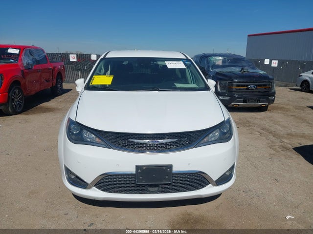2019 Chrysler Pacifica Touring Plus მანქანა იყიდება აუქციონზე, vin: 2C4RC1FG5KR610154, აუქციონის ნომერი: 44398555