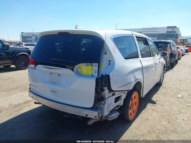 2019 Chrysler Pacifica Touring Plus მანქანა იყიდება აუქციონზე, vin: 2C4RC1FG5KR610154, აუქციონის ნომერი: 44398555