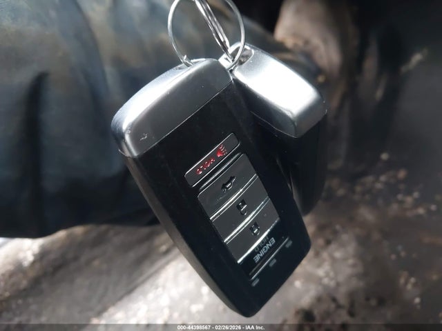 2017 Acura Tlx მანქანა იყიდება აუქციონზე, vin: 19UUB1F34HA006233, აუქციონის ნომერი: 44398567