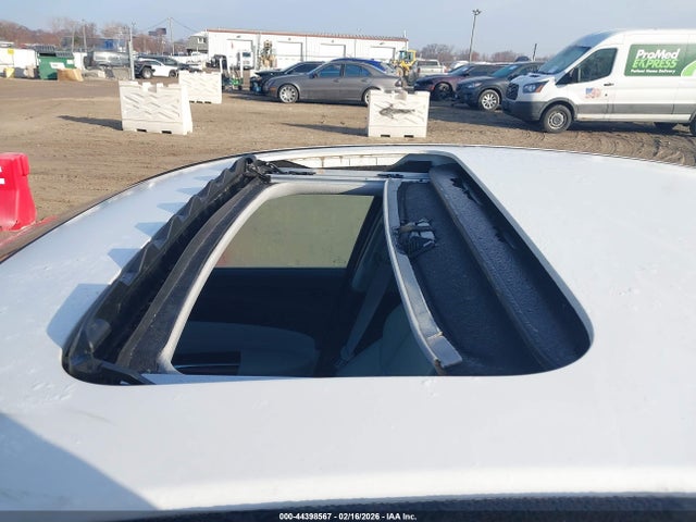 2017 Acura Tlx მანქანა იყიდება აუქციონზე, vin: 19UUB1F34HA006233, აუქციონის ნომერი: 44398567