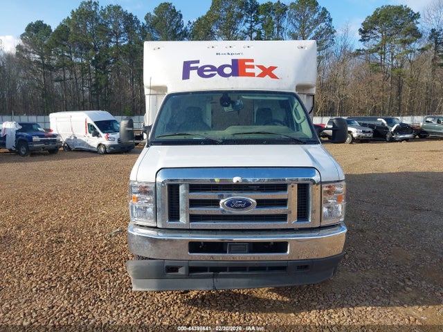 Продажа на аукционе авто 2024 Ford E-450 Cutaway, vin: 1FDXE4FN4RDD02600, номер лота: 44398641