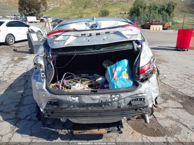 Toyota Corolla Hybrid Le 2022 JTDEAMDE8NJ048802 Image 17