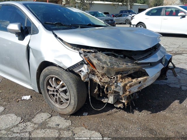Toyota Corolla Hybrid Le 2022 JTDEAMDE8NJ048802 Image 20