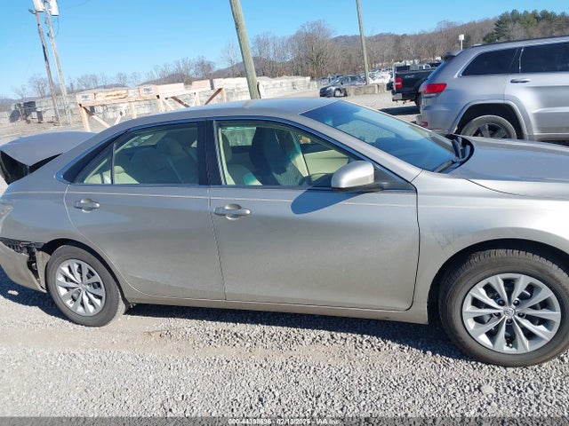 4T1BF1FK1HU356852 Toyota CAMRY LE