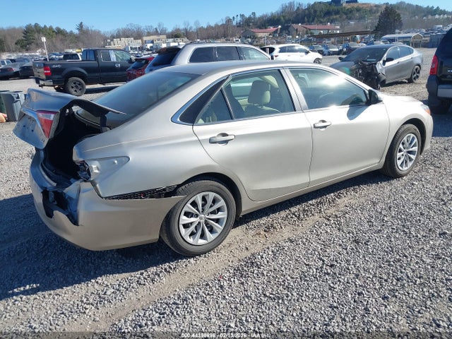 4T1BF1FK1HU356852 Toyota CAMRY LE