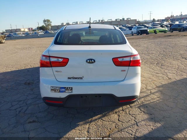 KNADM4A3XF6503057 KIA RIO LX
