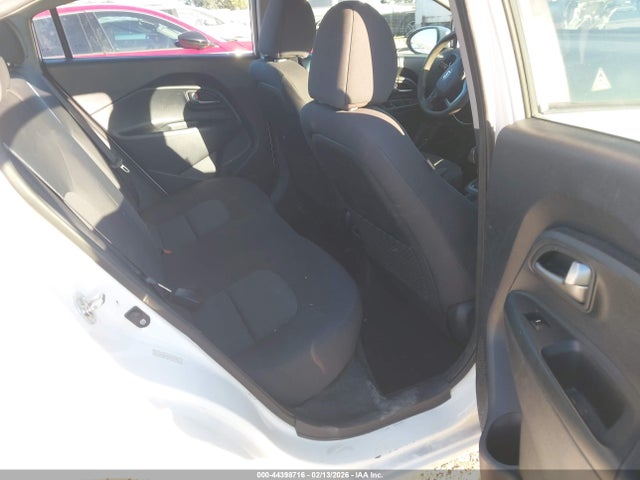 KNADM4A3XF6503057 KIA RIO LX