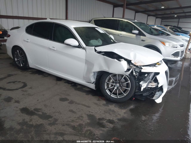 2018 ALFA ROMEO GIULIA ZARFAEBN6J7565963