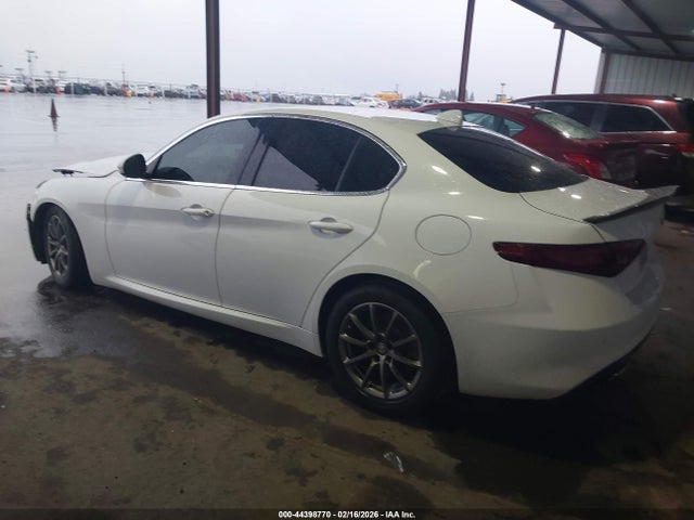 Alfa Romeo Giulia Rwd 2018 ZARFAEBN6J7565963 Image 14
