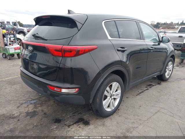 KNDPMCACXJ7436778 KIA Sportage Lx