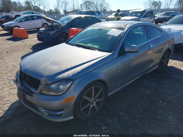 44398808 :رقم المزاد ، WDDGJ4HB5FG393993 vin ، 2015 Mercedes-benz C 250 مزاد بيع