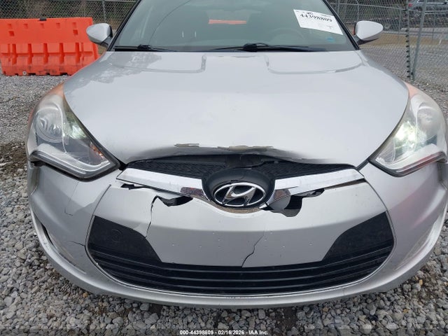 Hyundai Veloster Value Edition 2017 KMHTC6AD5HU322920 Image 6