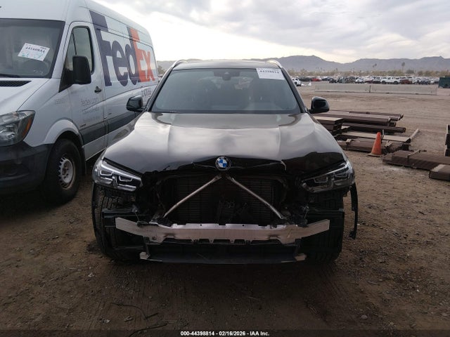 5UX43DP00R9V84364 BMW X3 Sdrive30i