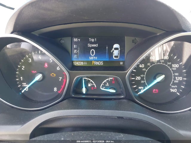 1FMCU0GD0HUE96864 Ford ESCAPE SE