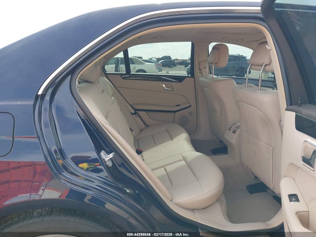 44398846 :رقم المزاد ، WDDHF8JB8GB325810 vin ، 2016 Mercedes-benz E 350 4matic مزاد بيع