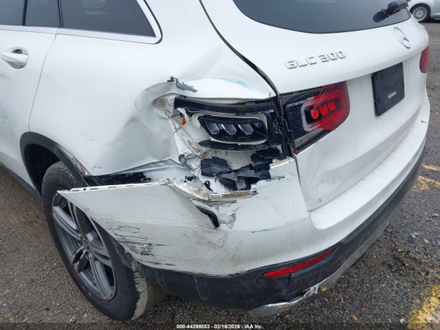2020 Mercedes-benz Glc 300 4matic მანქანა იყიდება აუქციონზე, vin: W1N0G8EB0LF823560, აუქციონის ნომერი: 44398853