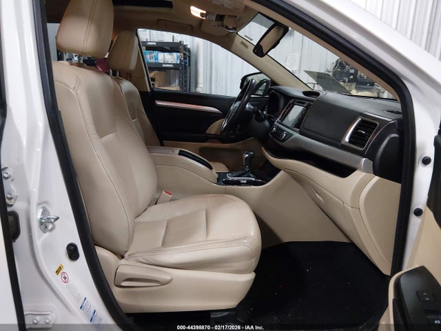 5TDJKRFH1FS212895 Toyota Highlander Xle V6
