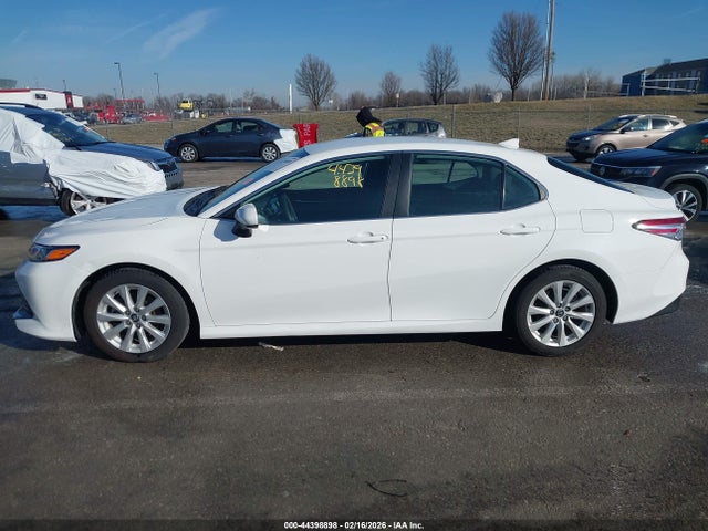 Aukcja sprzedaży 2020 Toyota Camry Le, vin: 4T1C11AK2LU876920, numer aukcji: 44398898