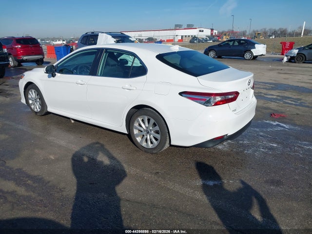 Aukcja sprzedaży 2020 Toyota Camry Le, vin: 4T1C11AK2LU876920, numer aukcji: 44398898