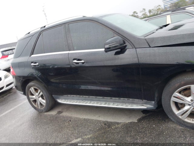 Mercedes-Benz ML 350 2015 4JGDA5JB2FA613618 Image 14