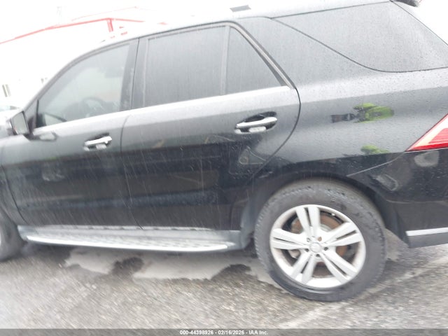 Mercedes-Benz ML 350 2015 4JGDA5JB2FA613618 Image 15