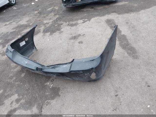 44398930 :رقم المزاد ، 2T1BR30E68C936833 vin ، 2008 Toyota Corolla Le مزاد بيع