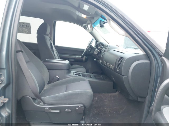 44398937 :رقم المزاد ، 1GTHK23618F210480 vin ، 2008 Gmc Sierra 2500hd Sle2 مزاد بيع