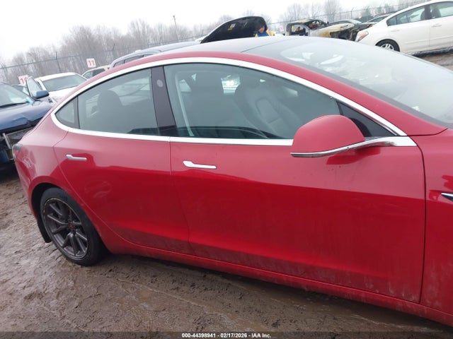 Продаж на аукціоні авто 2018 Tesla Model 3 Long Range/performance, vin: 5YJ3E1EB9JF054561, номер лоту: 44398941