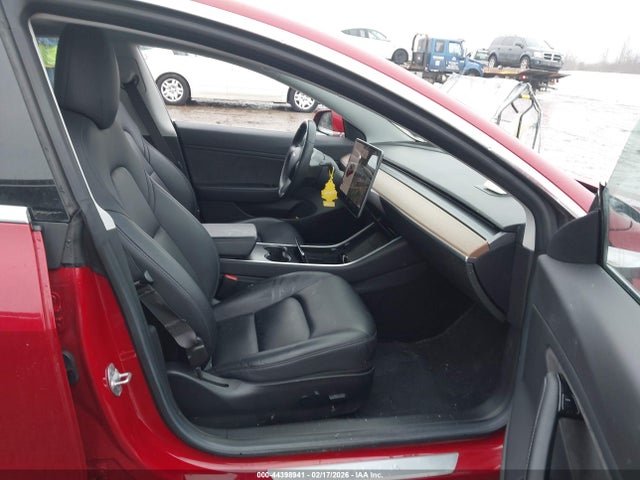 2018 TESLA MODEL 3 5YJ3E1EB9JF054561 Photo 4