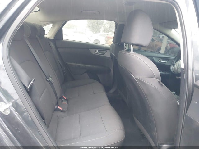 3KPF24AD9KE083998 KIA Forte Lxs