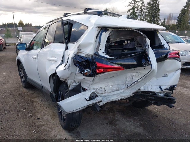 Toyota RAV4 SE 2018 JTMJFREV3JJ227920 Image 6