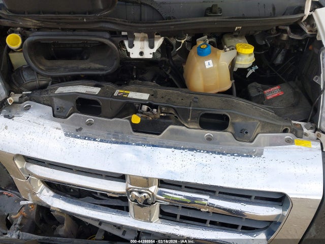 44398954 :رقم المزاد ، 3C6TRVAG7GE117885 vin ، 2016 Ram Promaster 1500 Low Roof مزاد بيع