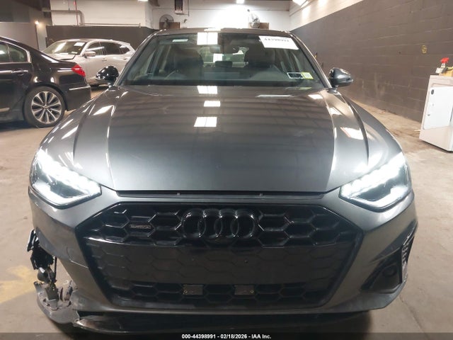 Aukcja sprzedaży 2024 Audi A4 Premium Plus 45 Tfsi S Line Quattro S Tronic, vin: WAUEAAF46RN007390, numer aukcji: 44398991