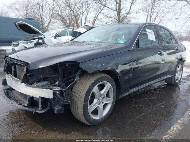 2015 MERCEDES-BENZ E 350 WDDHF8JB7FB092565 Photo 1