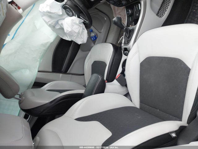 2018 JEEP COMPASS 3C4NJDBB8JT401101 Photo 4